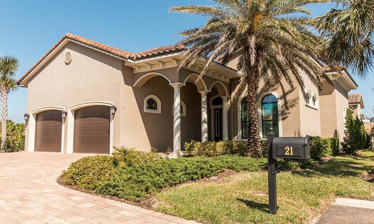 21 Las Palmas Way_02