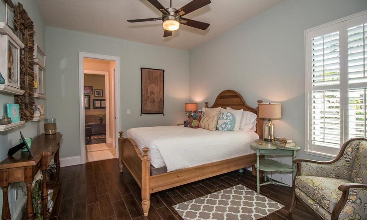 21 Las Palmas Way_32