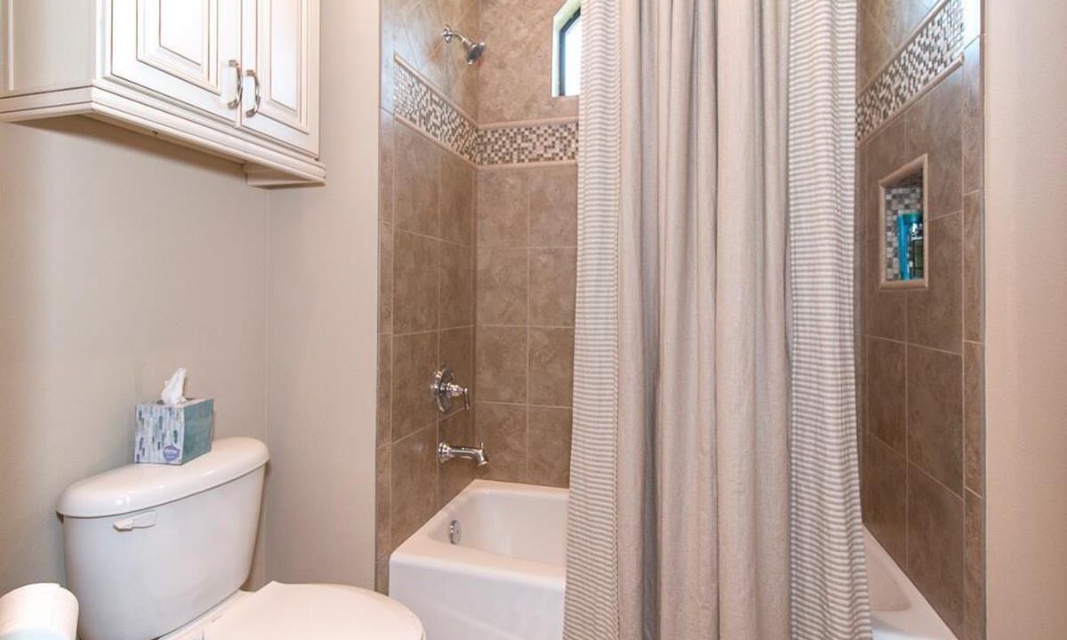 21 Las Palmas Way_34