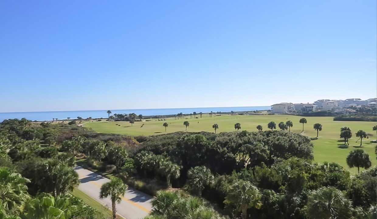 200 Ocean Crest Dr_001