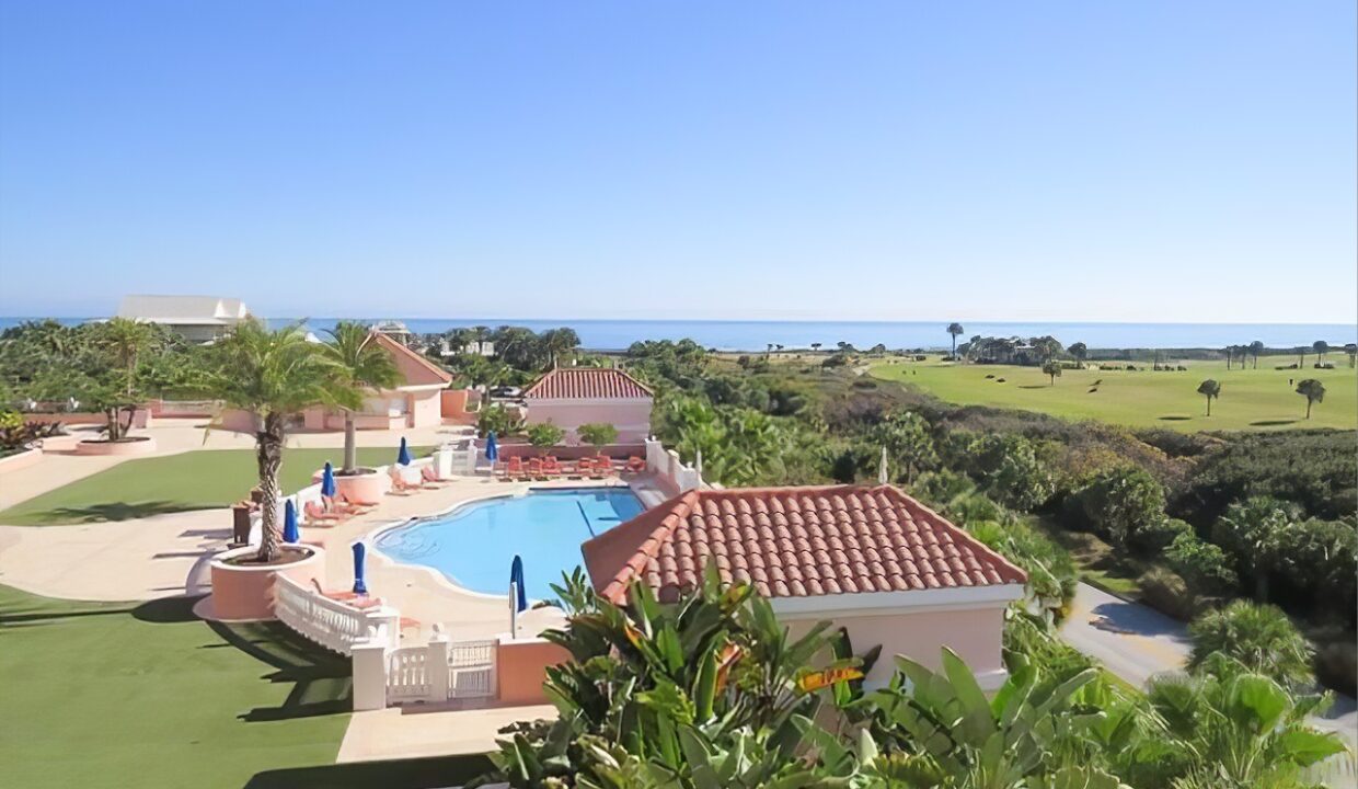 200 Ocean Crest Dr_003