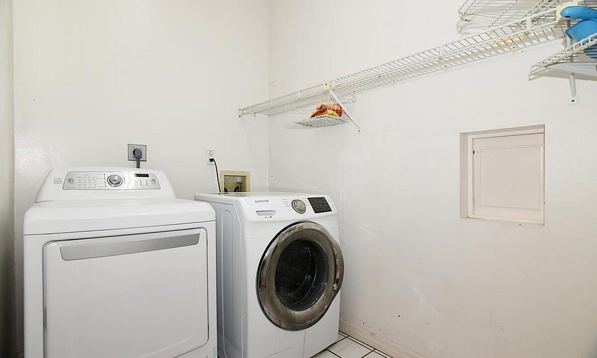 25 Coolidge Ct_41