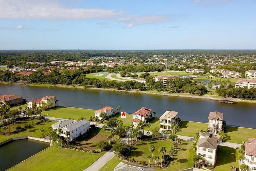 286 Yacht Harbor Dr 18