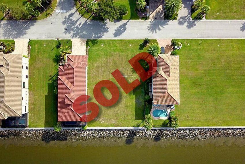 286 Yacht Harbor Dr SOLD