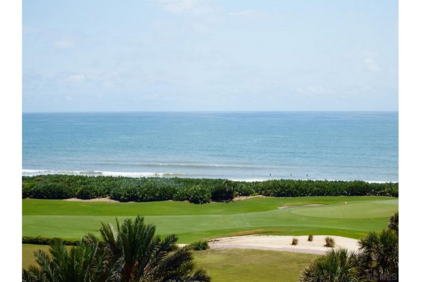 200 Ocean Crest Drive 709 044