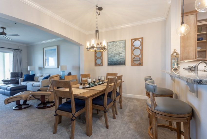 700 Cinnamon Bch Way 634 014